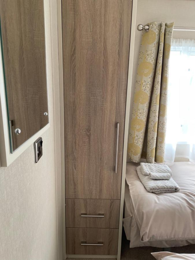נורת'המפטון Beautiful 2 Bedroom Helmsley Lodge מראה חיצוני תמונה