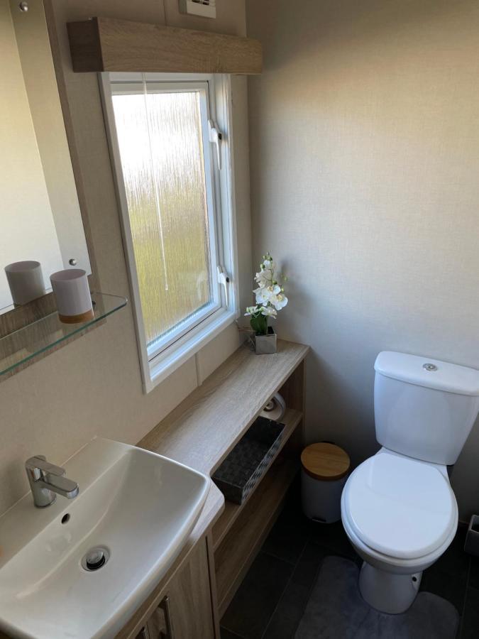 נורת'המפטון Beautiful 2 Bedroom Helmsley Lodge מראה חיצוני תמונה